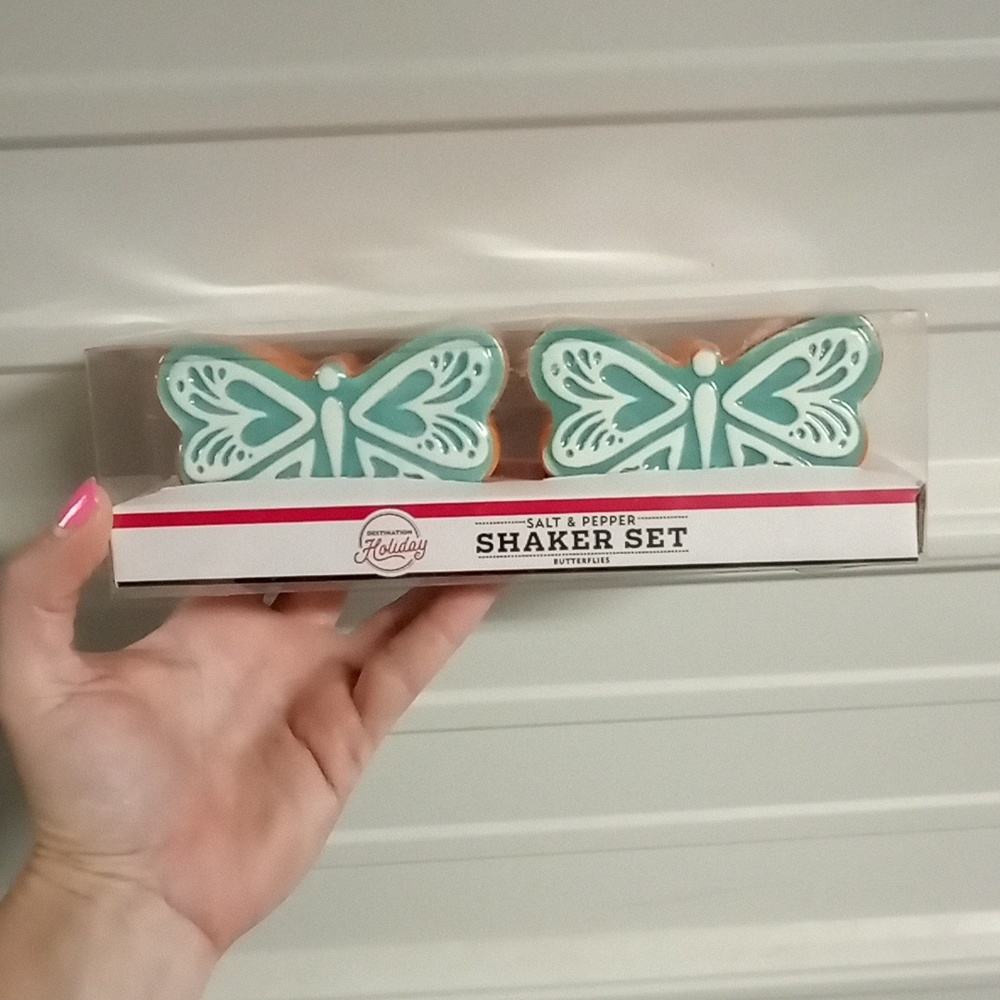 Day of the dead butterfly salt and pepper shakers